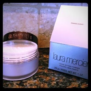 💖NEW laura mercier translucent loose set. powder